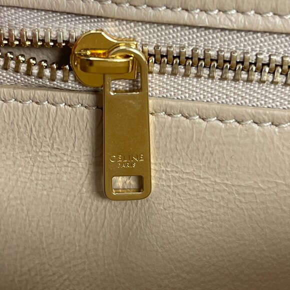 CELINE C Chain Quilted Calfskin Leather Shoulder Bag - Nude - Preowned - Picture 13 of 16